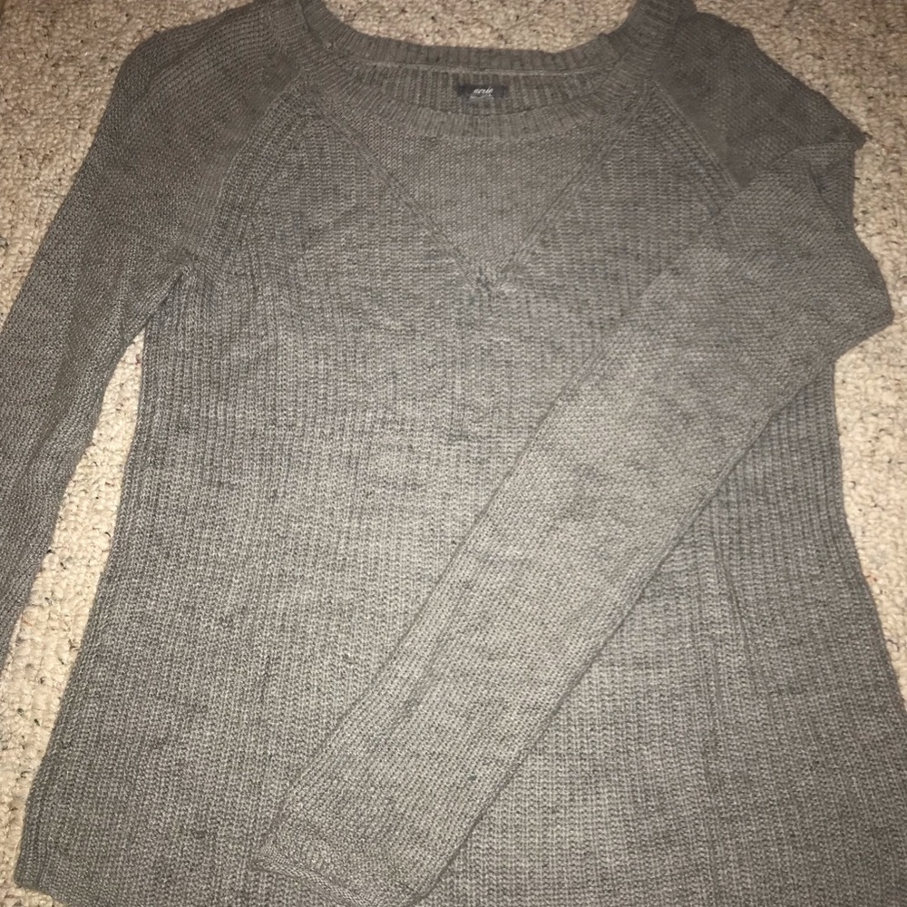 aerie sweater! accepting offers!
